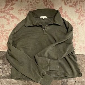 Large Green shirt//so comfy